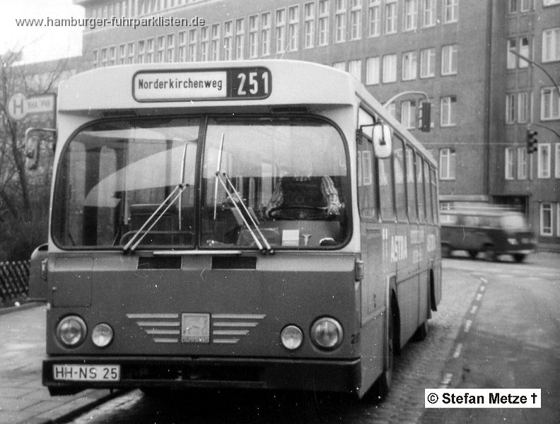 1975, HH-NS 25 (ex HHA 2851)-12,Fuchs,,SM.jpg